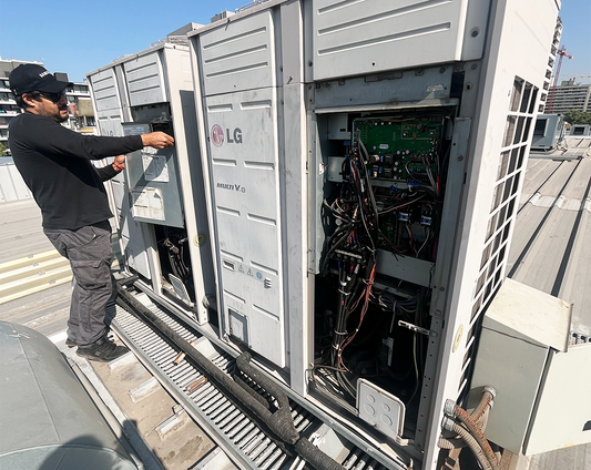 ¡Tu Factura de Electricidad Está Creciendo! Descubre Cómo la Placa INVERTER VRV Puede Afectarla